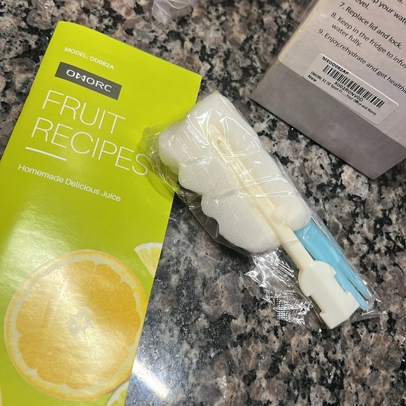 OMORC 32 oz fruit infuser NIB - Picture 4 of 5